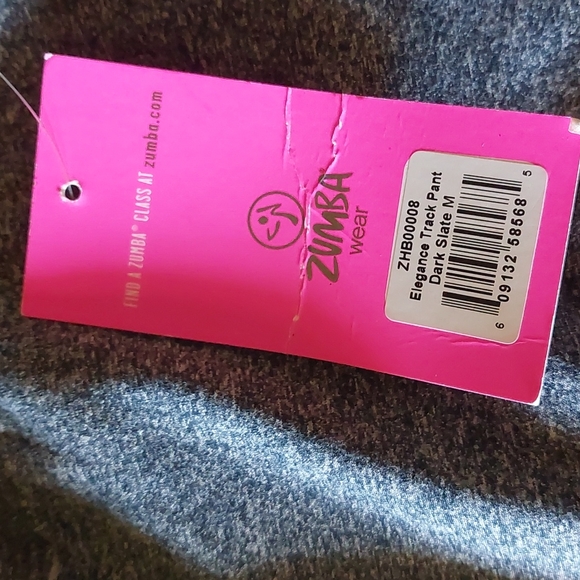 Zumba workout set - NWT - Picture 4 of 6